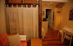 2 Habit, Sala, Terraza, Jardin, Parking Gratis